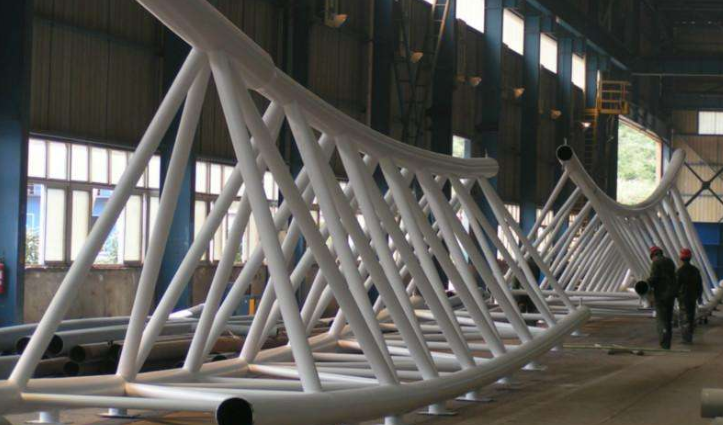 鹰潭管廊钢结构与桁架结构的管道支架应该如何区分